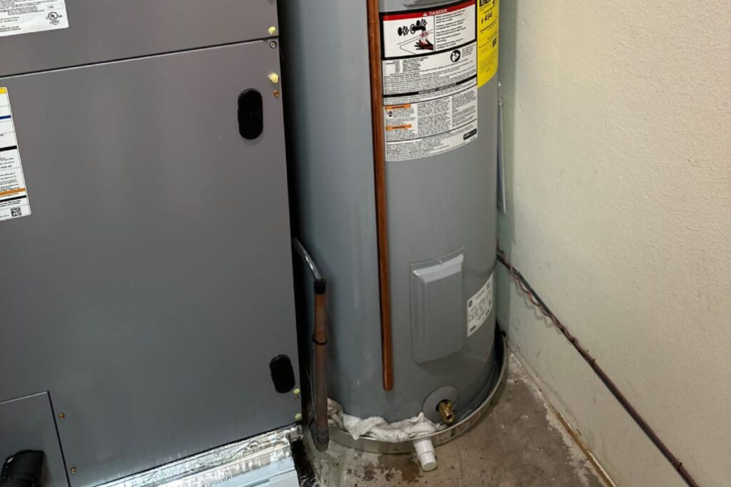 Signs your water heater needs flushing, including inconsistent water temperature and unusual noises.